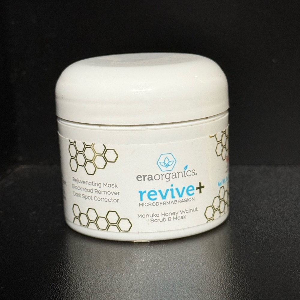 Era Organics Revive+ Microdermabrasion Mask